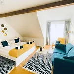 Alpesi Downtown 3*