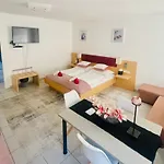 Alpesi Downtown 3* Sopron