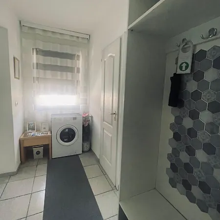 Alpesi Downtown 3* Sopron