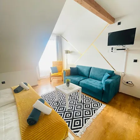Alpesi Downtown 3* Sopron