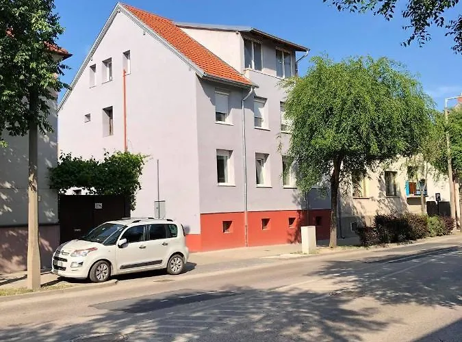 Alpesi Downtown 3* Sopron