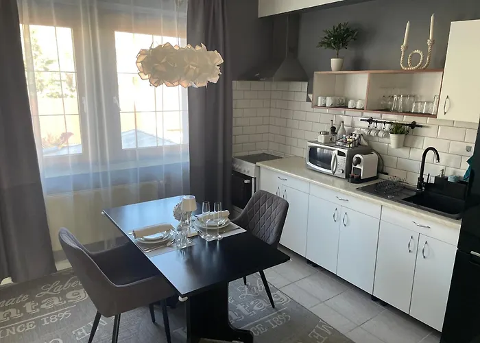 Alpesi Downtown 3* Sopron